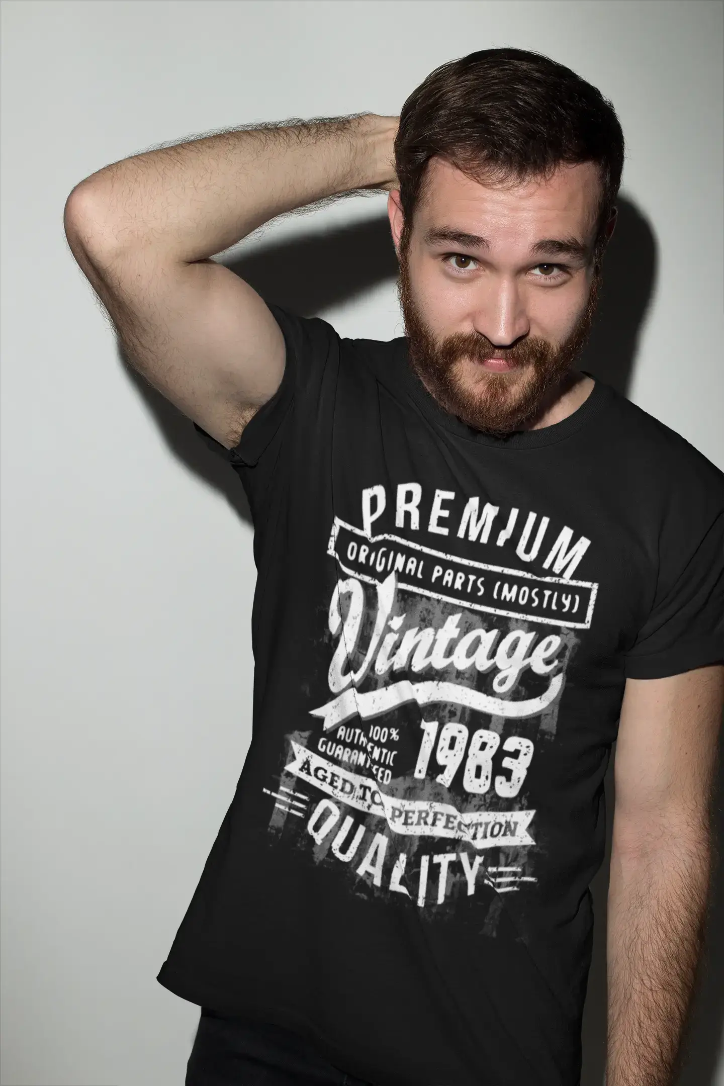 ULTRABASIC - Graphic Men's 1983 Aged to Perfection Birthday Gift T-Shirt