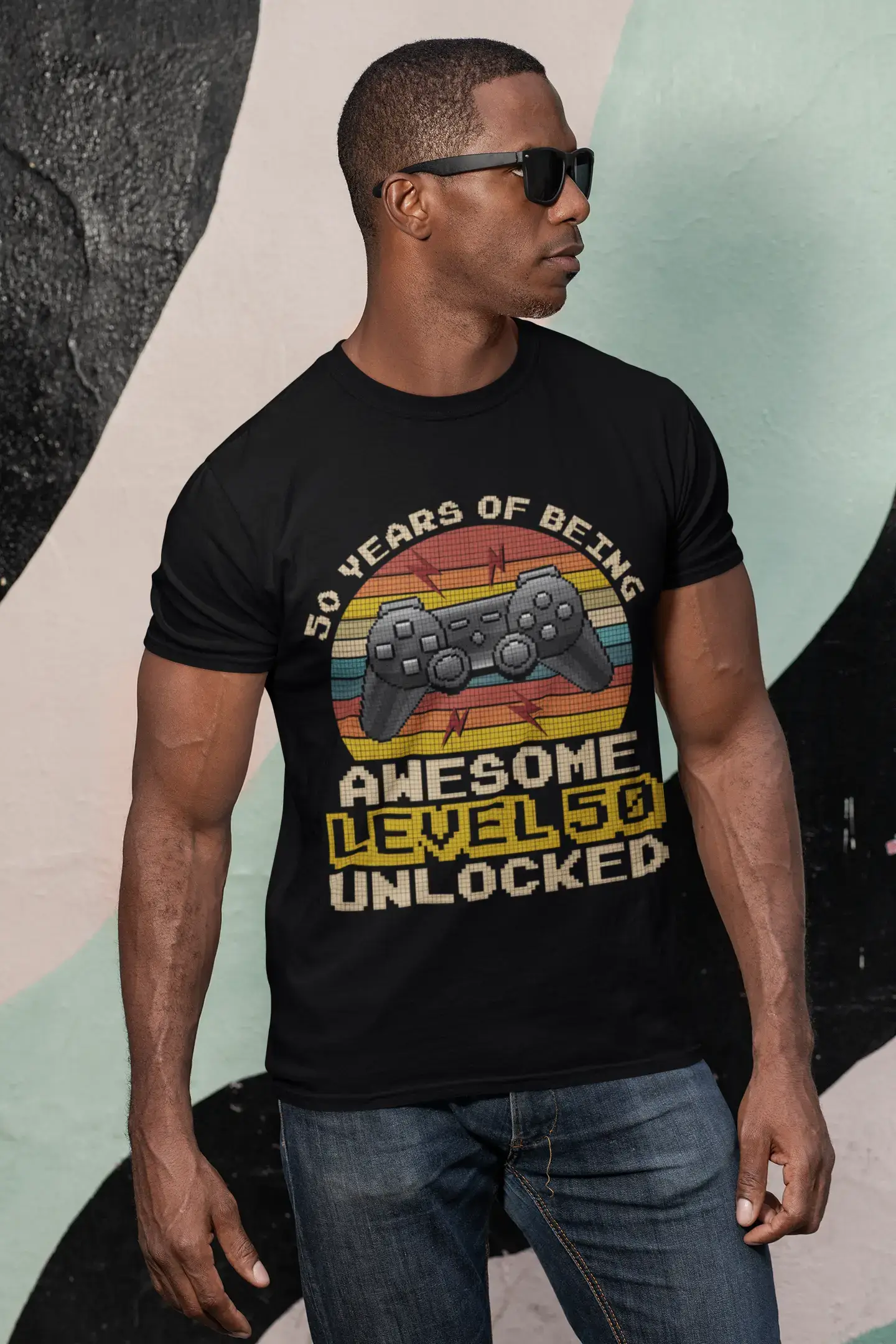 ULTRABASIC Men's T-Shirt Awesome Level 50 Unlocked - Gift for 50th Birthday - Gamer Tee Shirt