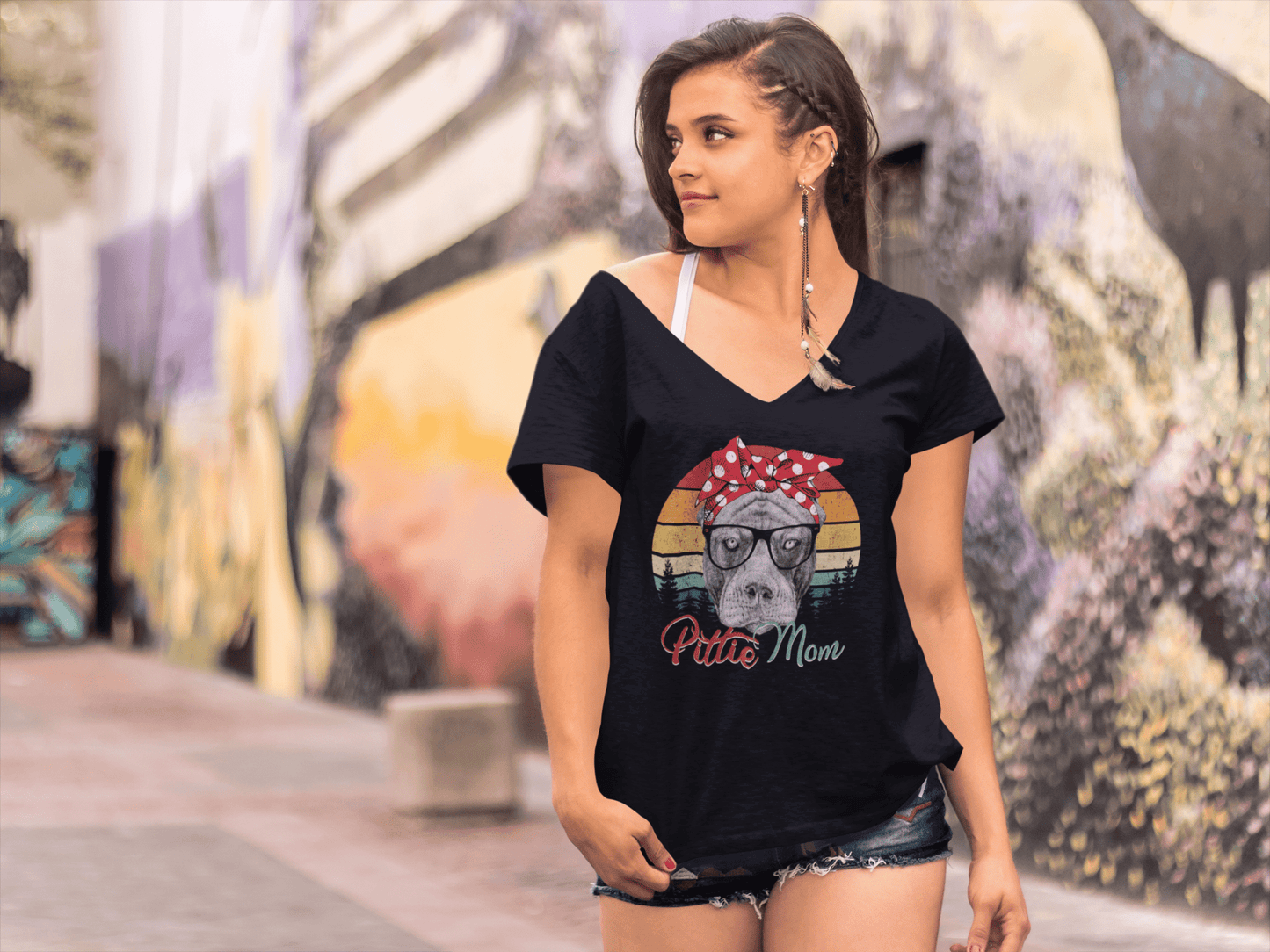 ULTRABASIC Women's T-Shirt Pittie Mom Retro Sunset - Cute Pitbull Paw Dog Lover Tee Shirt for Ladies